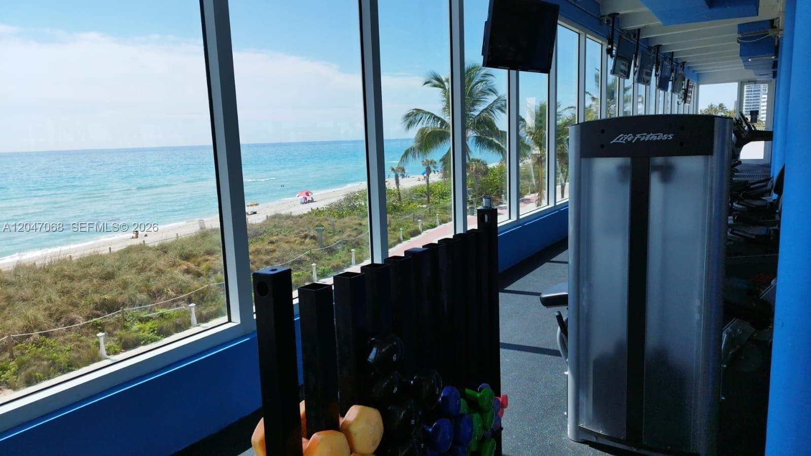 THE CARRIAGE HOUSE CONDO · #1110 in Miami Beach - Photo 8