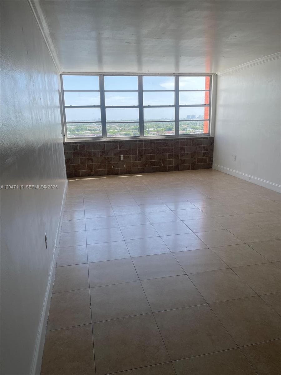 BUCKLEY TOWERS CONDO - EA · #1514E in Miami - Photo 3