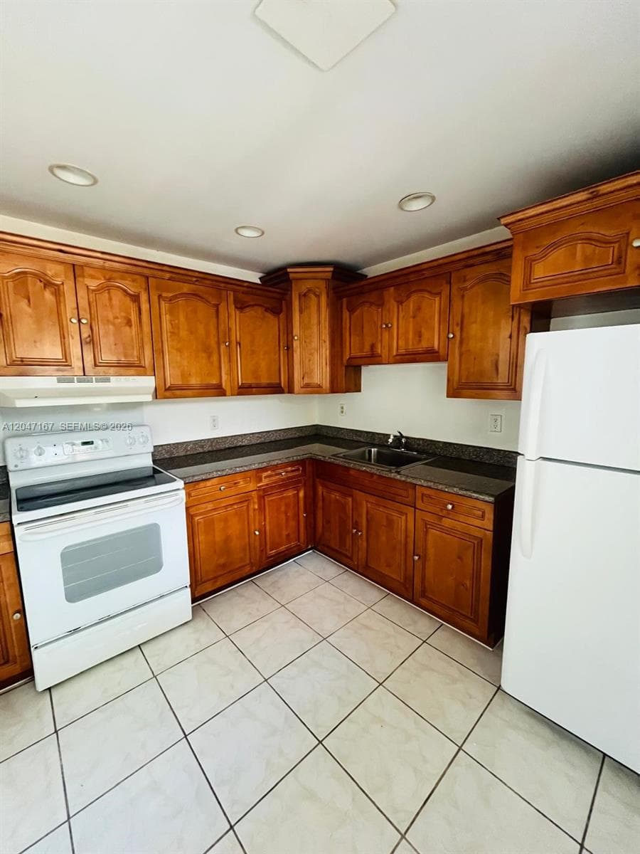 ATLANTIC SHORES DIXIE HIG · #5 in Hallandale Beach - Photo 2