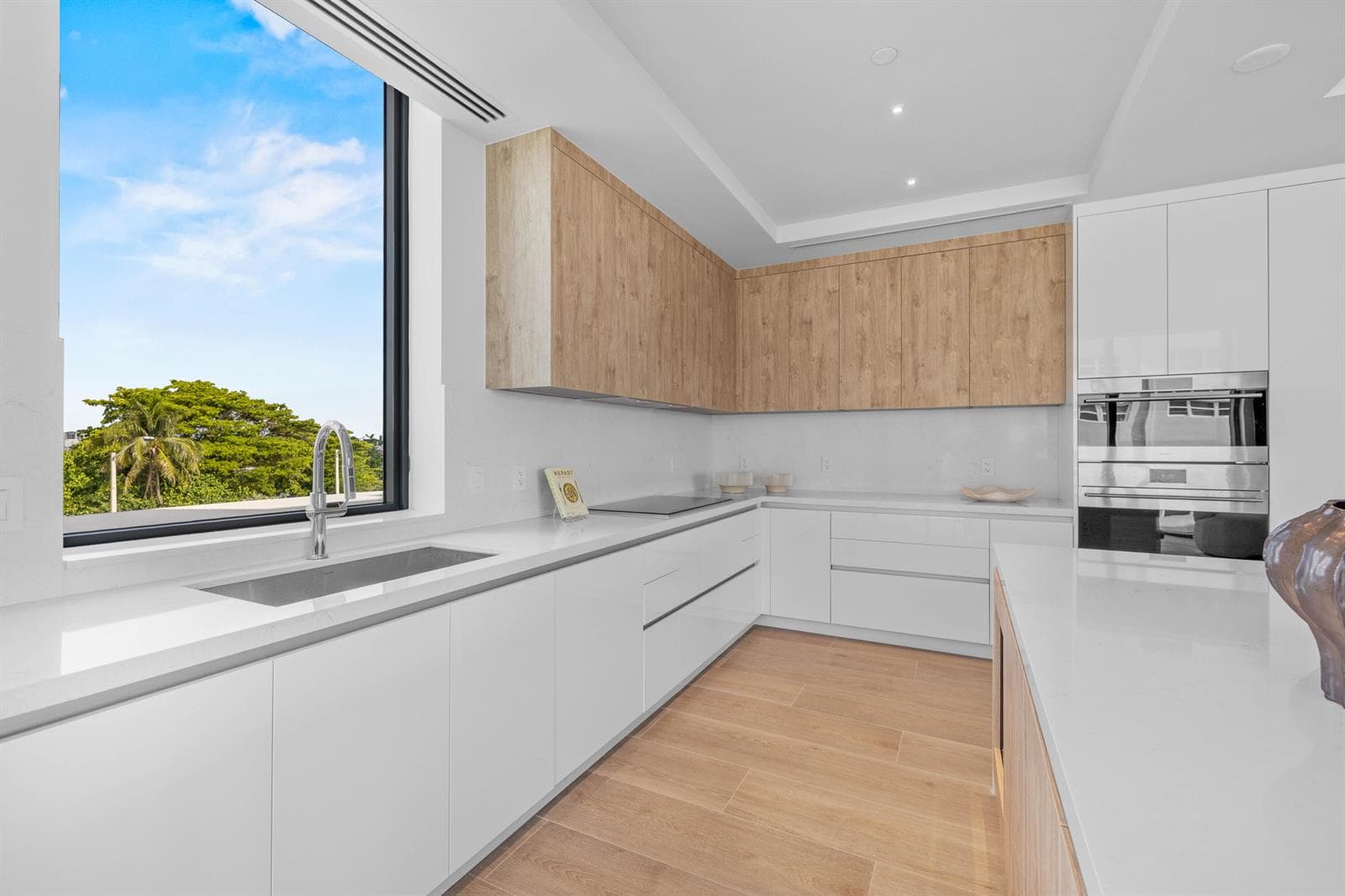 Spacious Kitchen