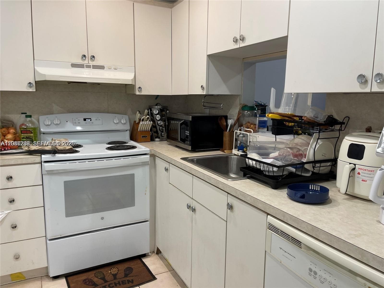Capri Gardens · #A209 in North Miami - Photo 5