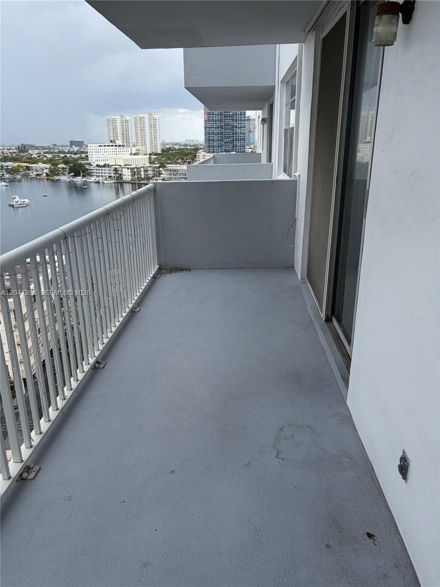 GOLDEN SURF TOWERS CONDO · #1212 in Hallandale Beach - Photo 8