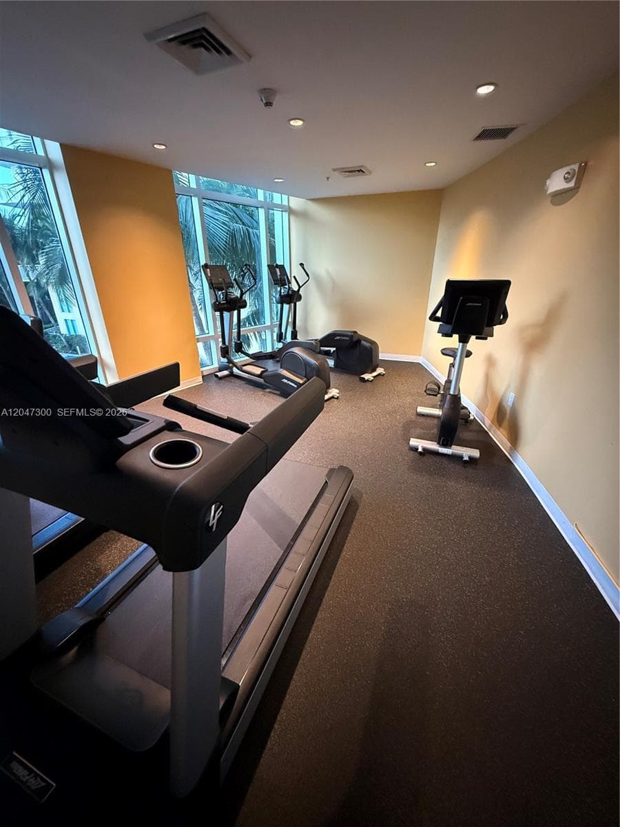 DUO CONDOMINIUM WEST · #304W in Hallandale Beach - Photo 31