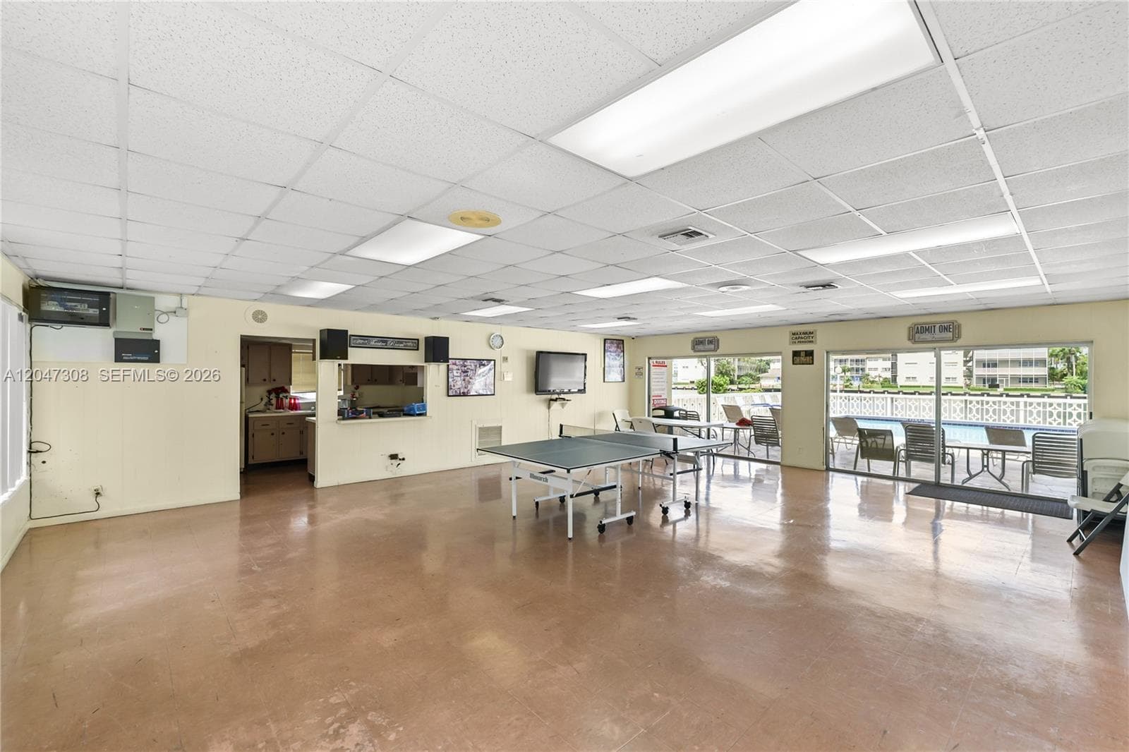 IMPERIAL TOWERS CONDO · #914 in Hallandale Beach - Photo 21