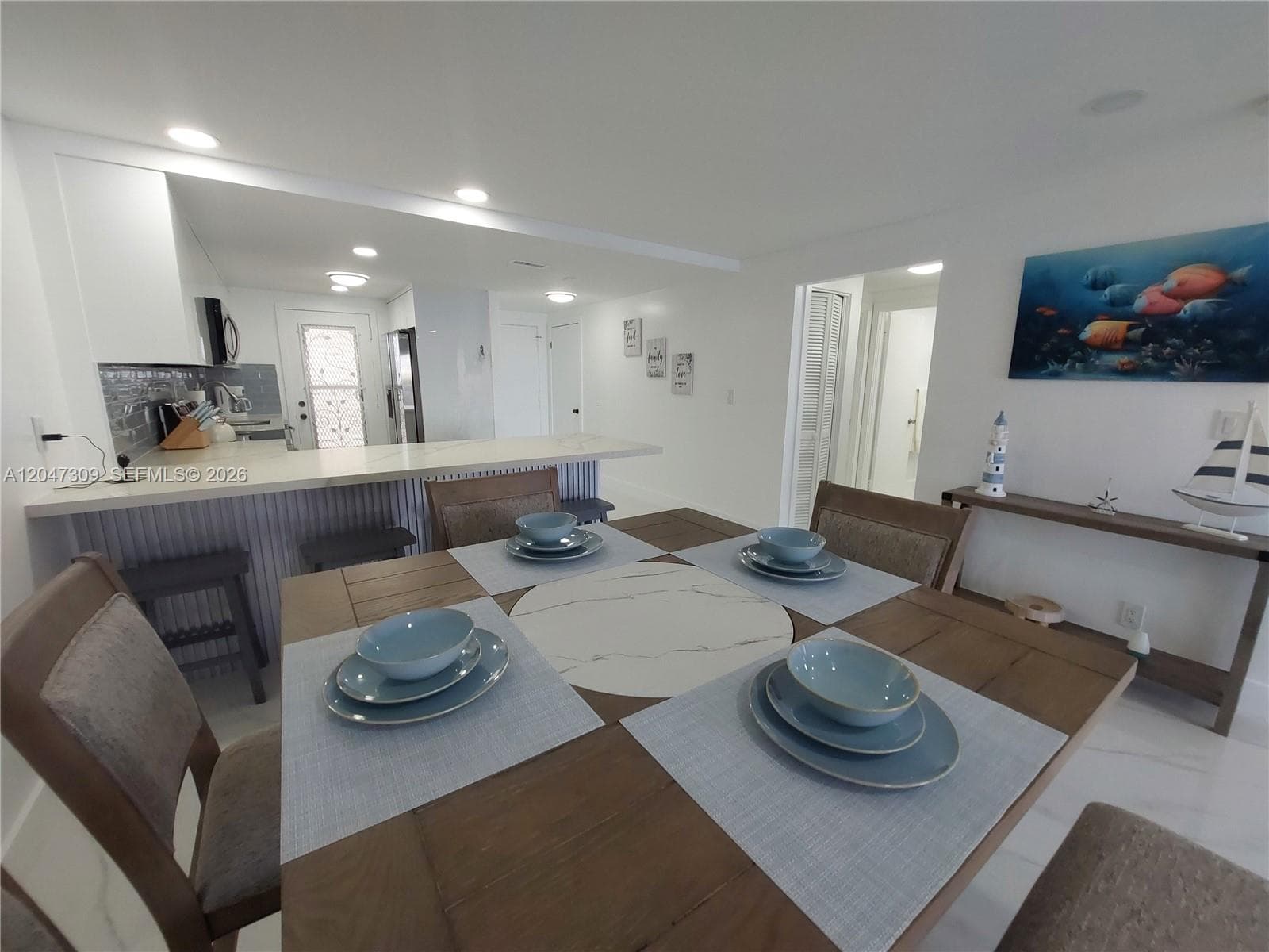 PARK LAYNE TOWERS CONDO · #47 in Hallandale Beach - Photo 5