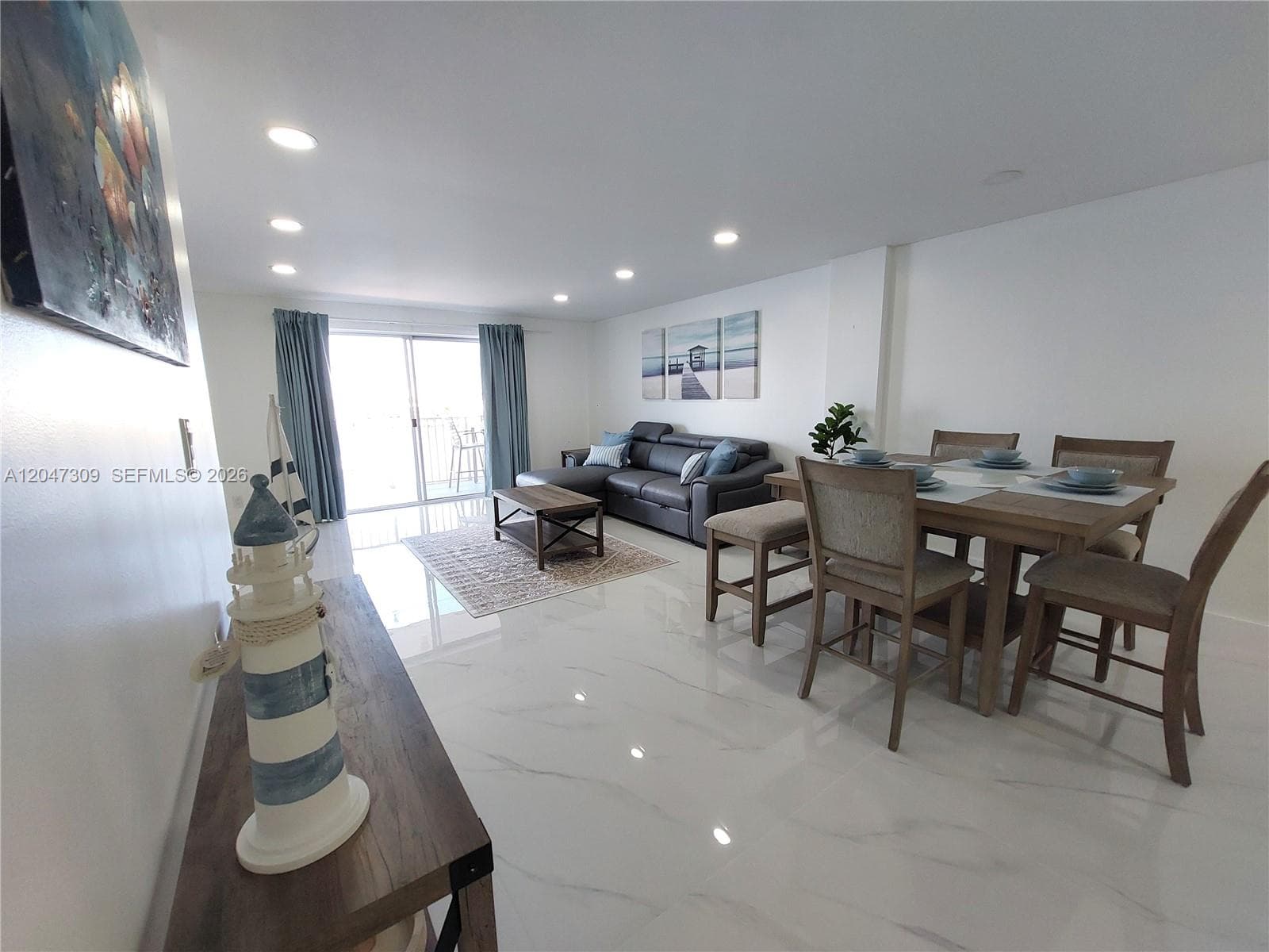 PARK LAYNE TOWERS CONDO · #47 in Hallandale Beach - Photo 4