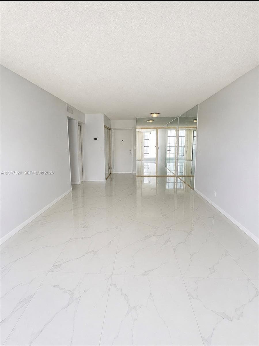 Desoto Condominium · #107 in Hallandale Beach - Photo 10