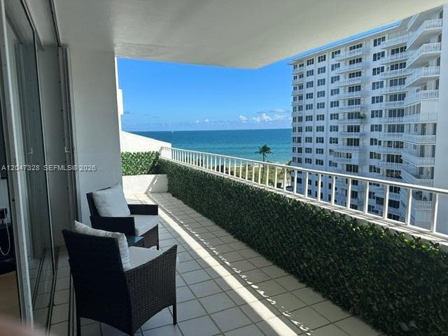 Commodore Club South · #903 in Key Biscayne - Photo 6