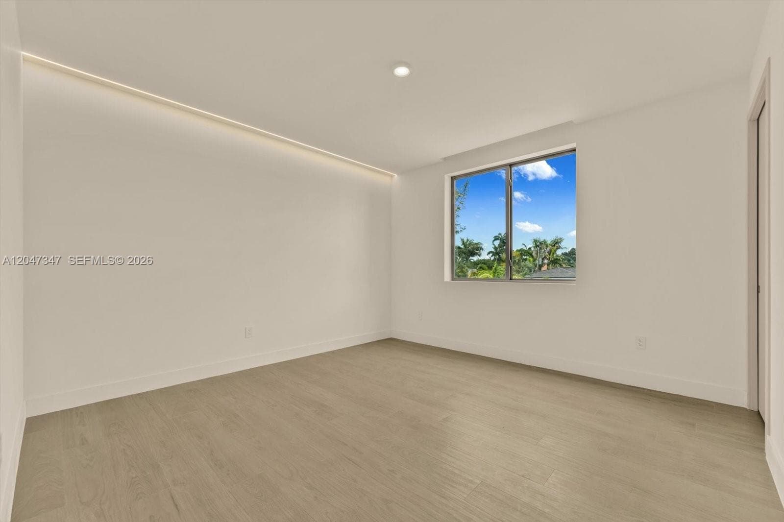 7701 Coquina Drive photo 34