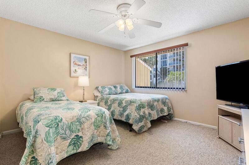 2nd Bedroom