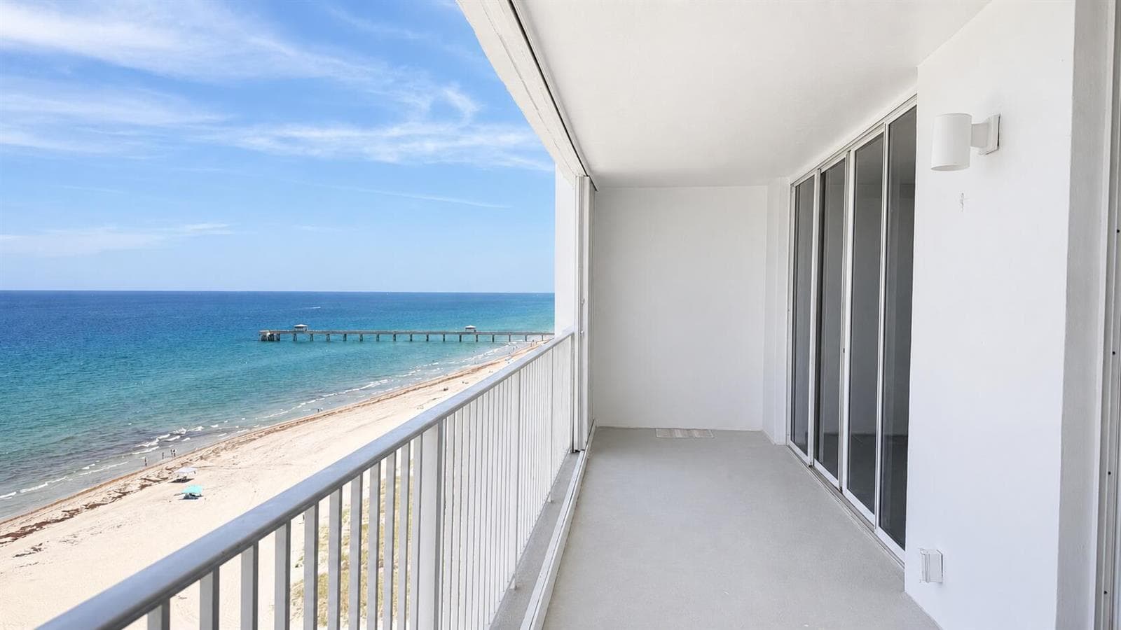 Balcony for 1404