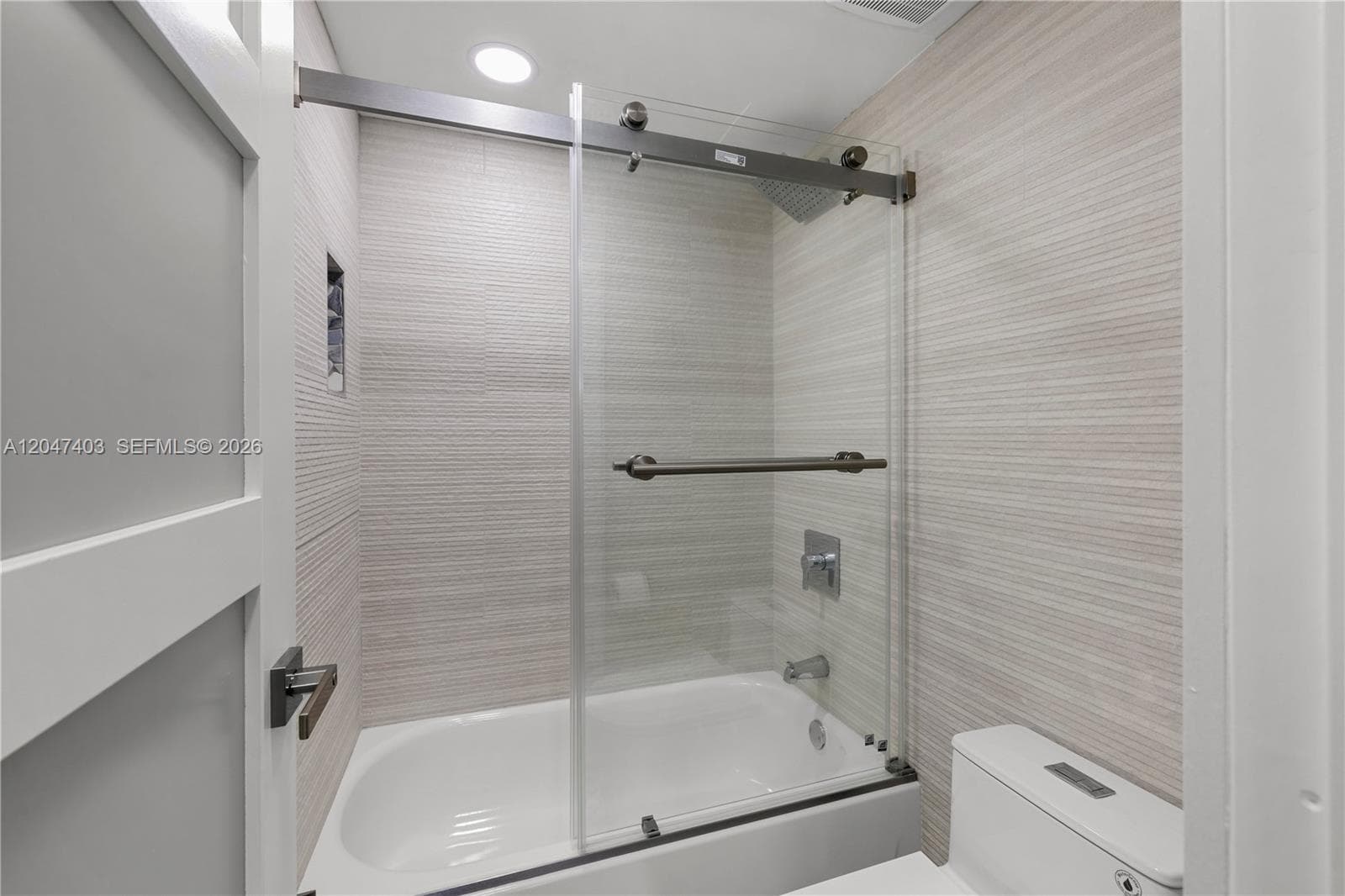 THE ROYAL CLUB CONDO · #201 in Miami Beach - Photo 17