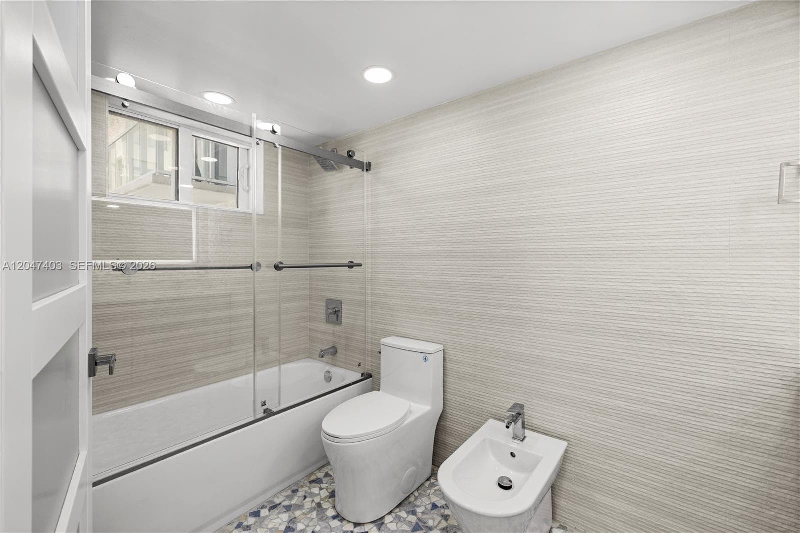 THE ROYAL CLUB CONDO · #201 in Miami Beach - Photo 10