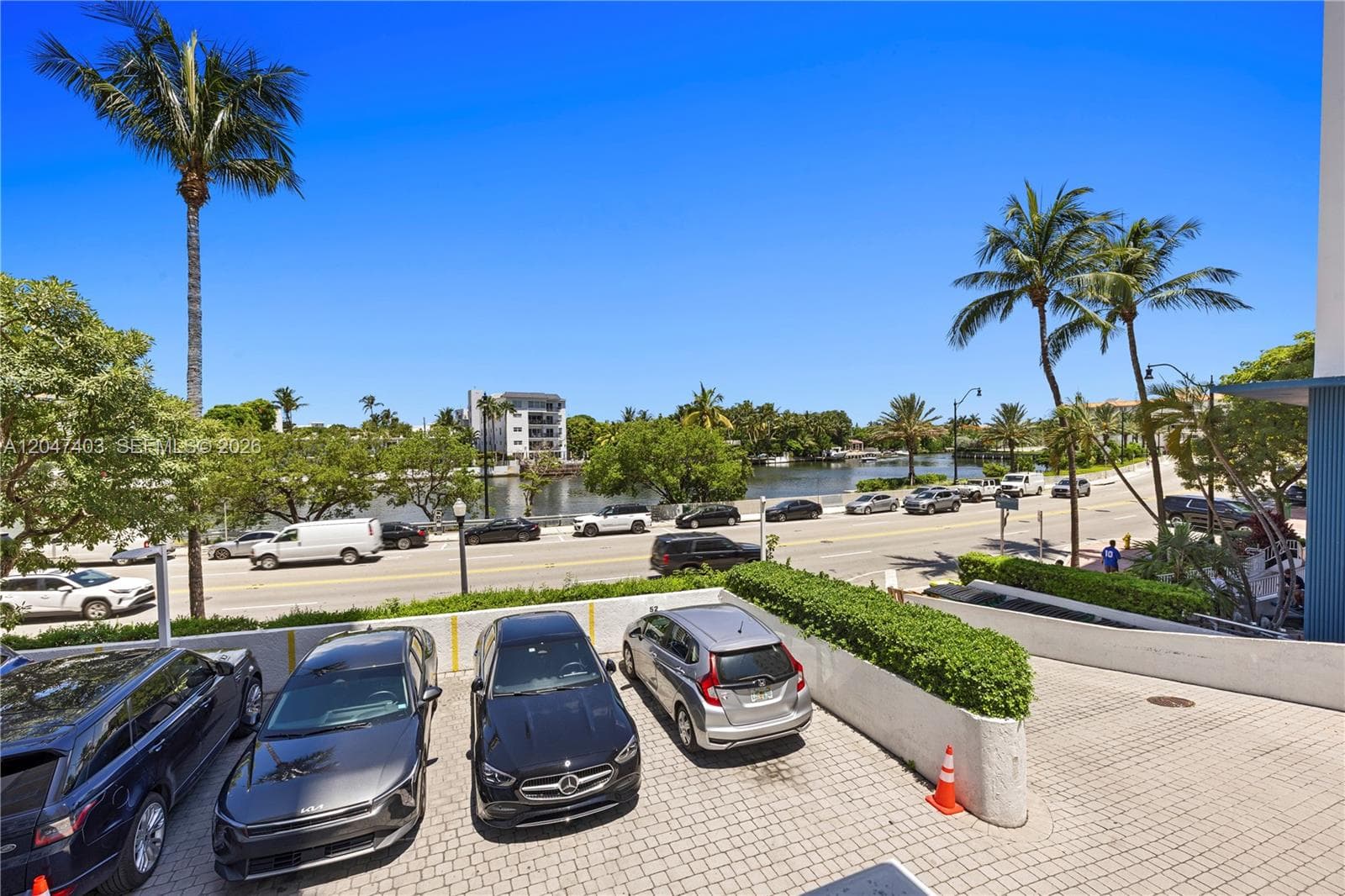 THE ROYAL CLUB CONDO · #201 in Miami Beach - Photo 11
