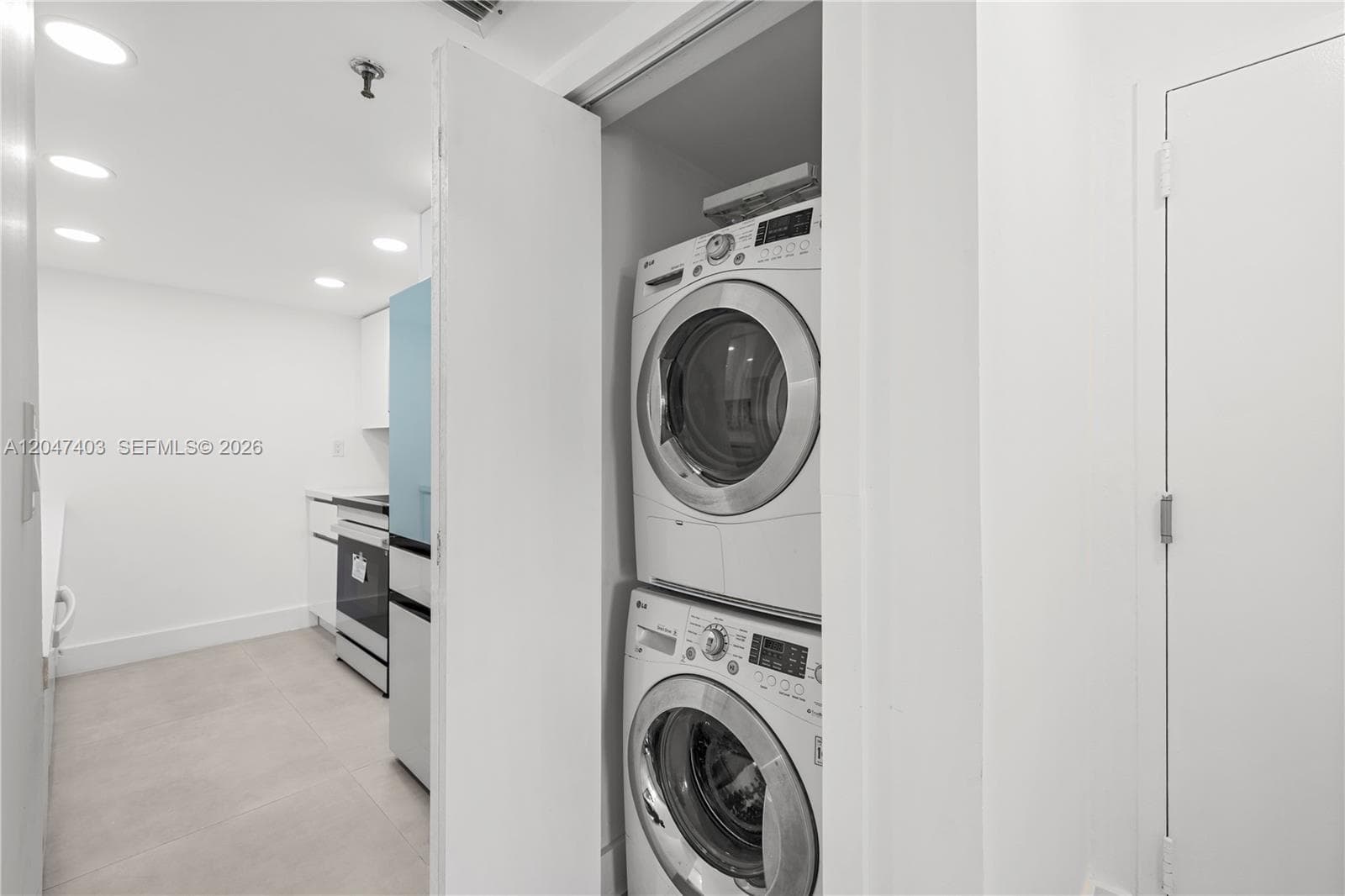 THE ROYAL CLUB CONDO · #201 in Miami Beach - Photo 4