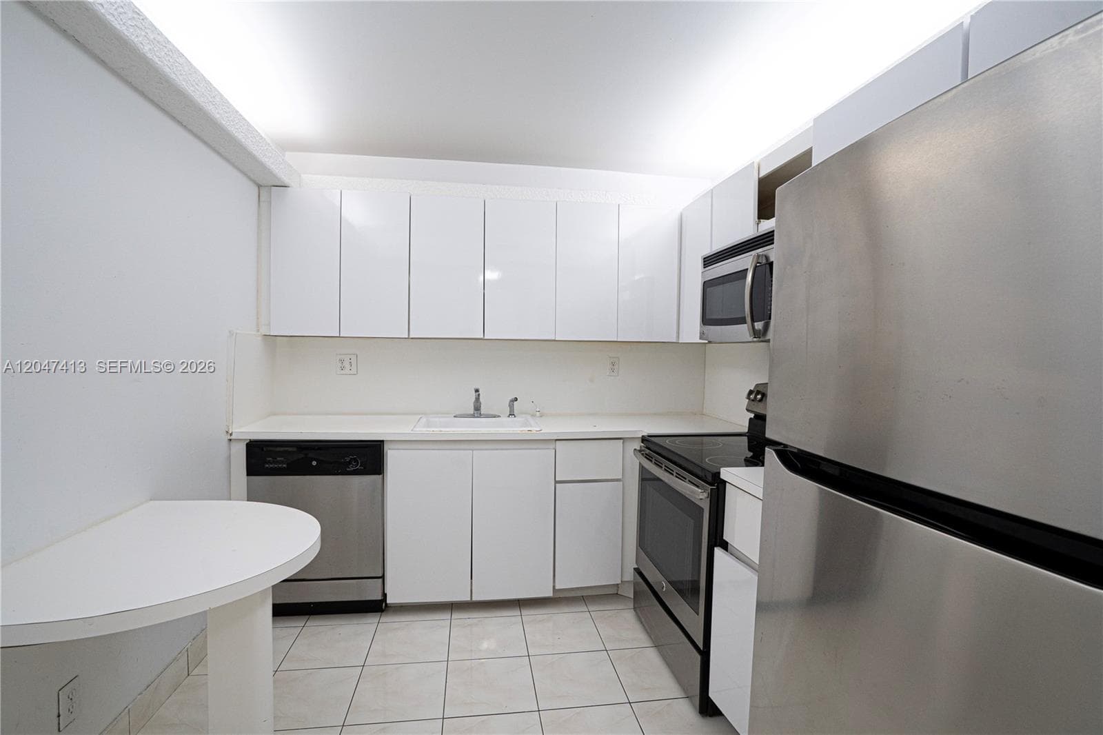 OLYMPUS CONDO · #316 in Hallandale Beach - Photo 1