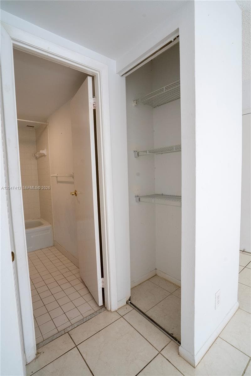 OLYMPUS CONDO · #316 in Hallandale Beach - Photo 15