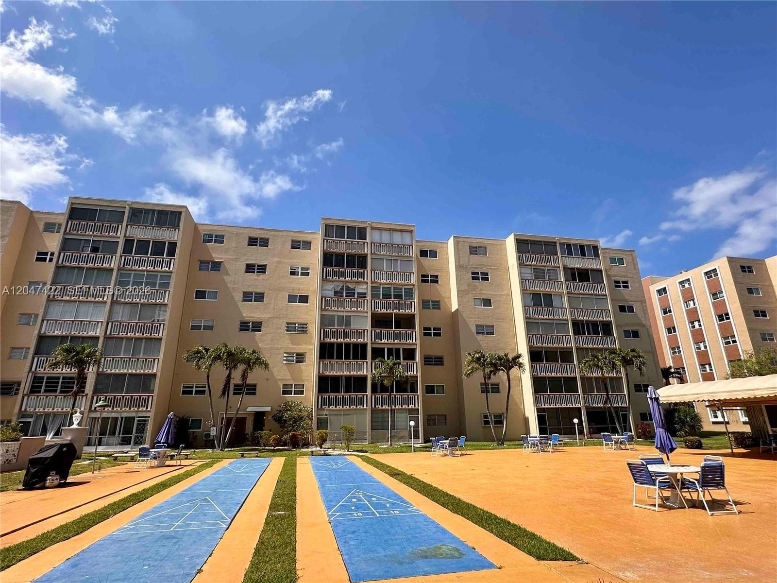 MEADOWBROOK CONDO APTS BL · #705 in Hallandale Beach - Photo 11