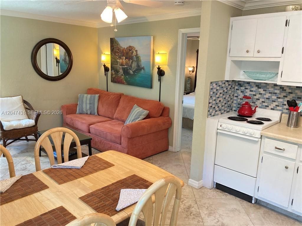 Mid Mari · #2 in Pompano Beach - Photo 5