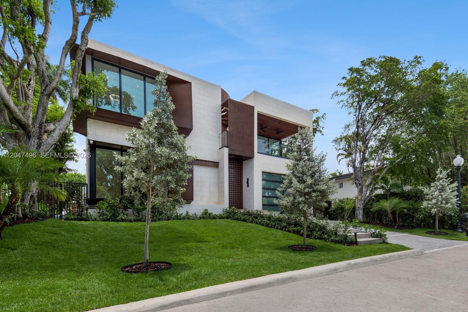 9720 W Broadview Dr photo 15