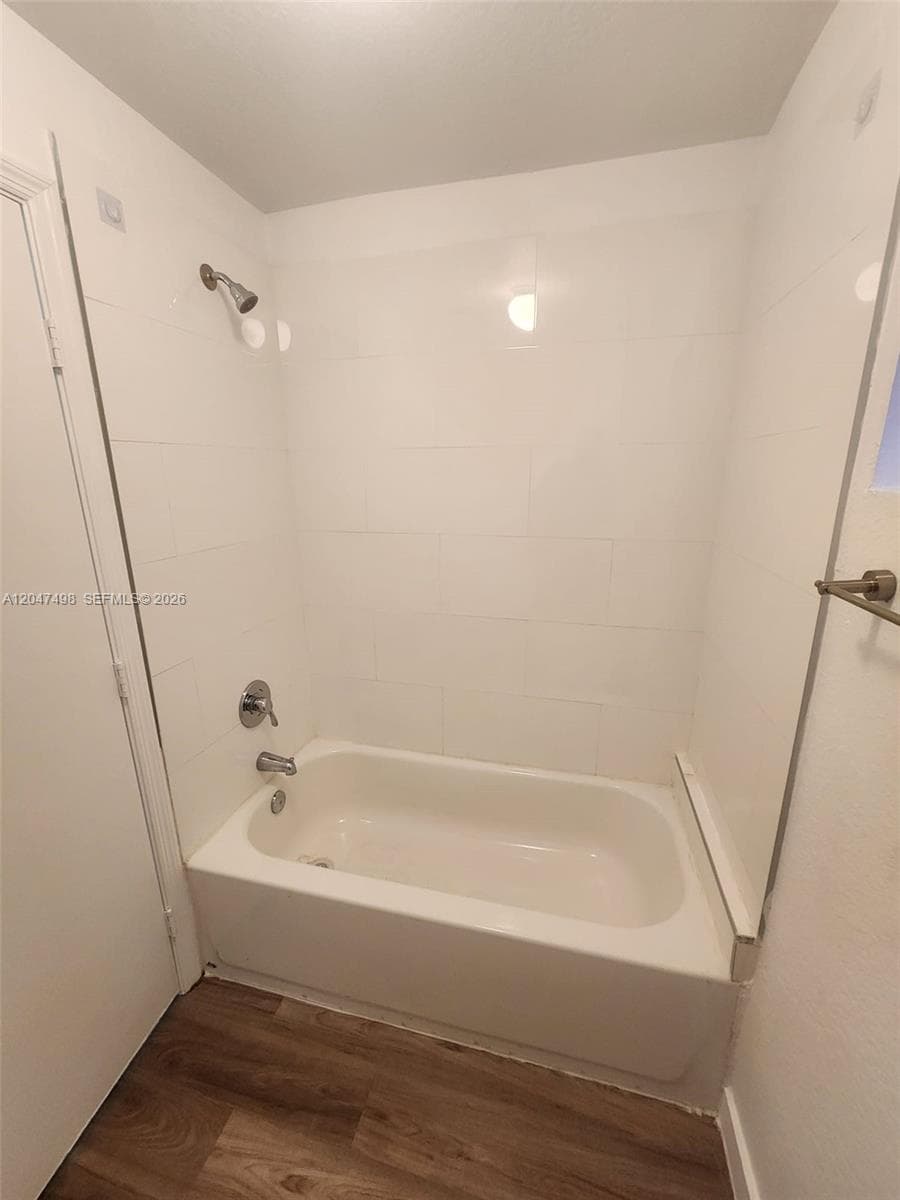 210 SW 3rd Ct photo 17