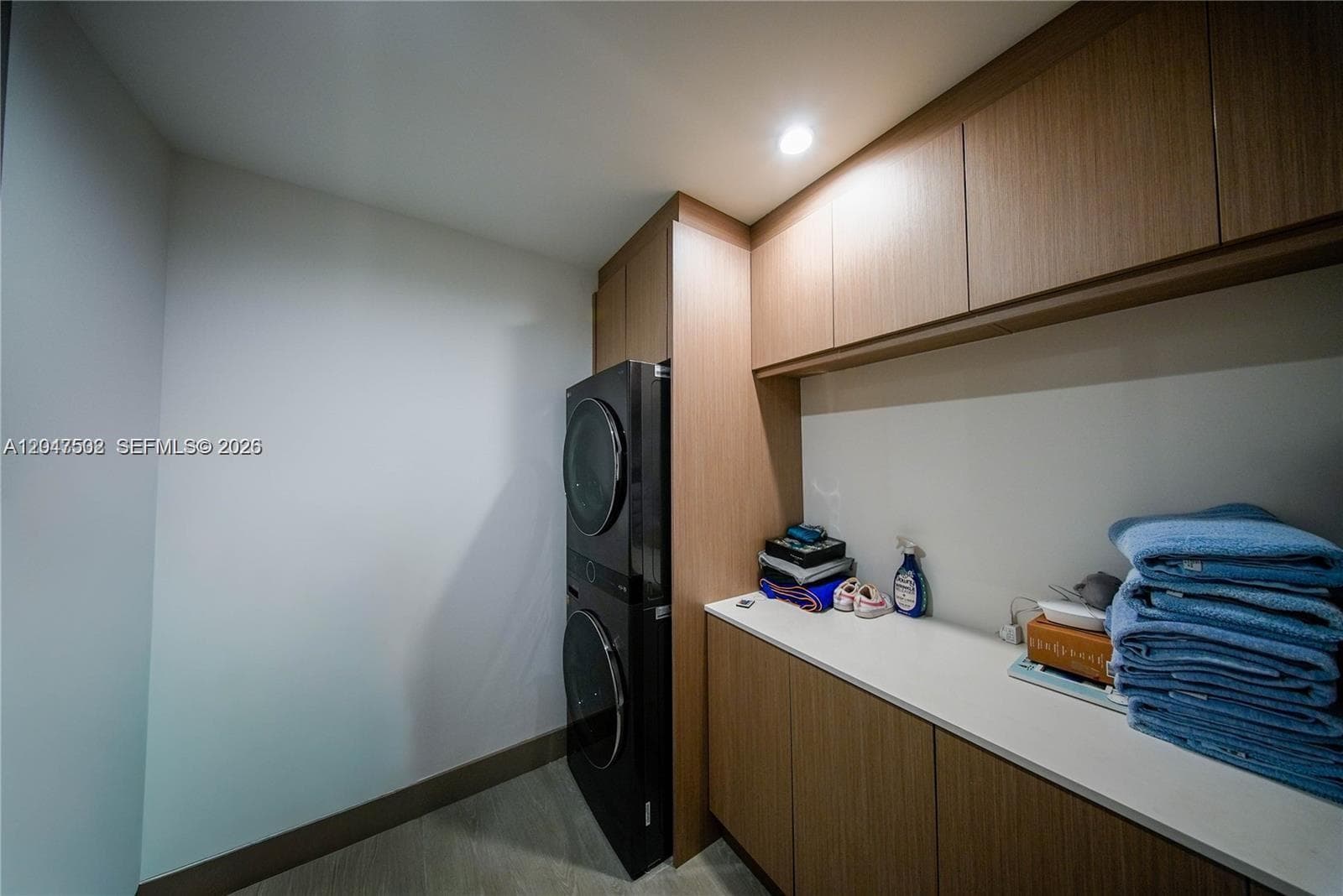 7520 W Treasure Dr photo 28