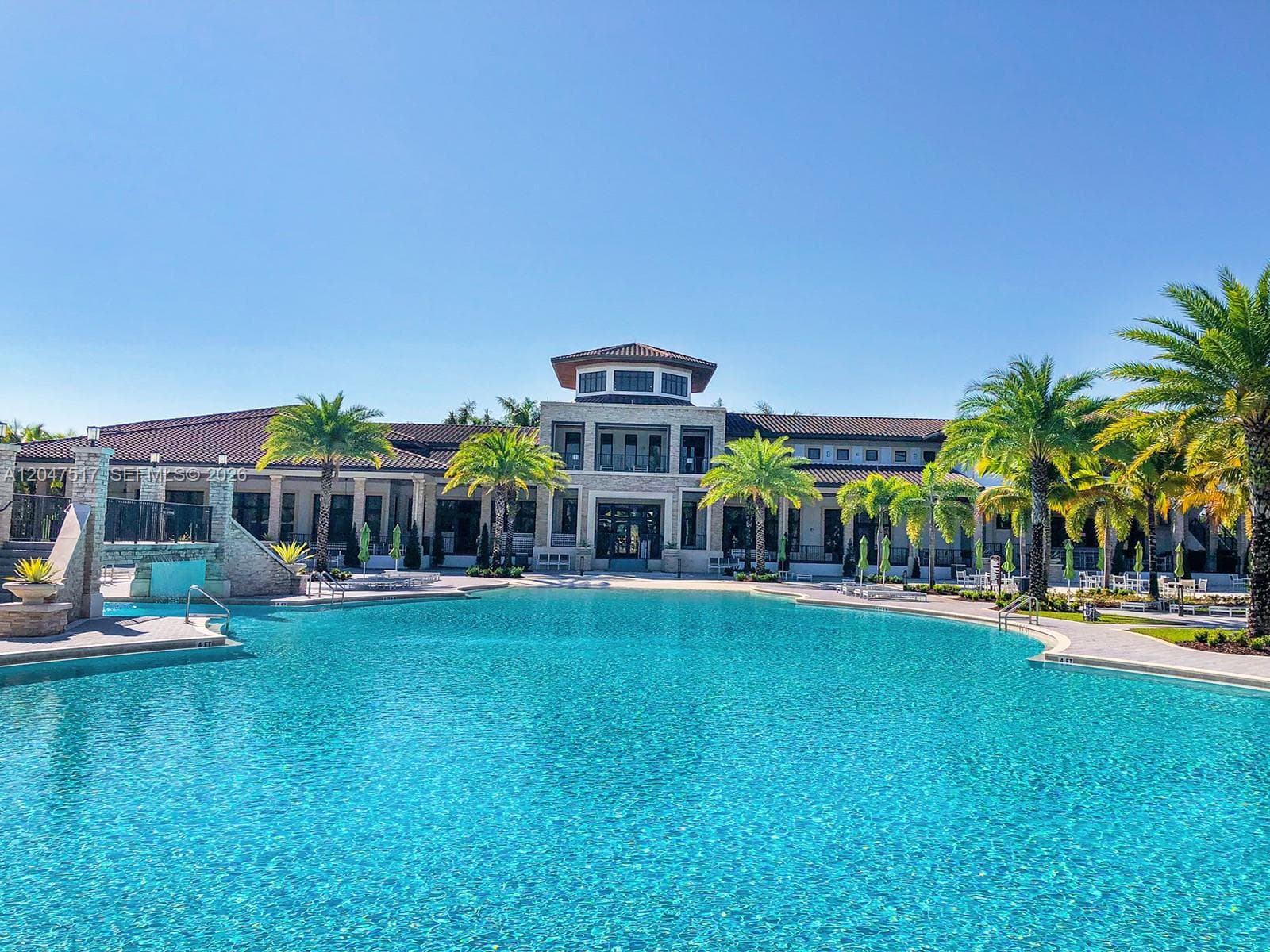 APEX AT PARK CENTRAL COND · #2 in Doral - Photo 3
