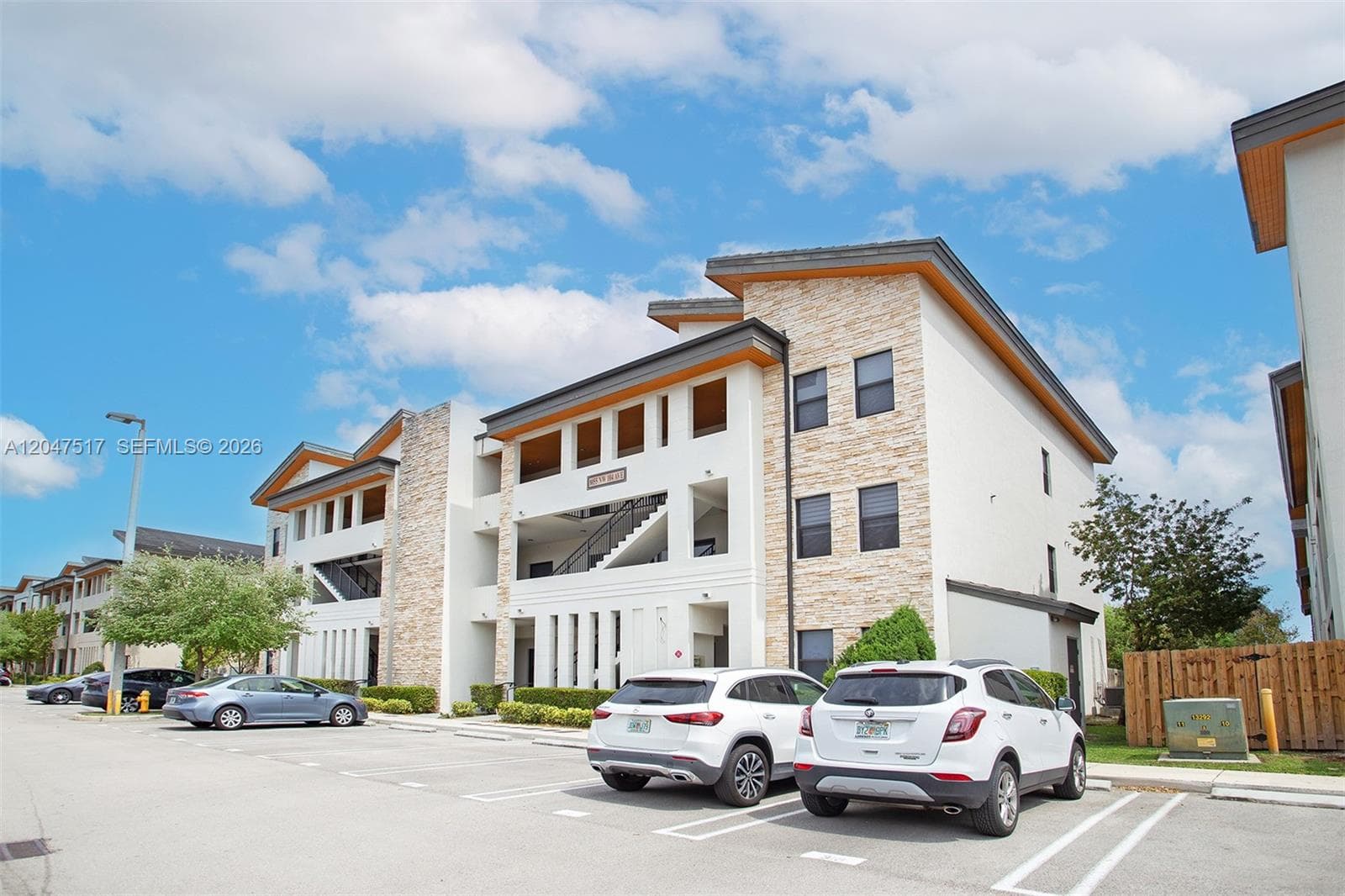 APEX AT PARK CENTRAL COND · #2 in Doral - Photo 38