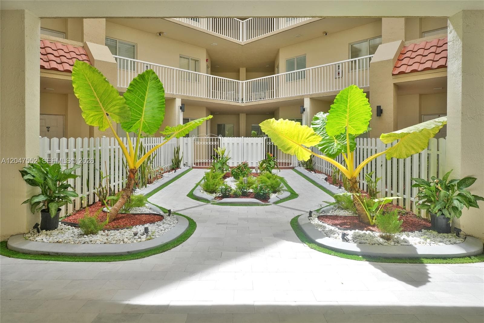 CAPTIVA · #205 in Doral - Photo 3