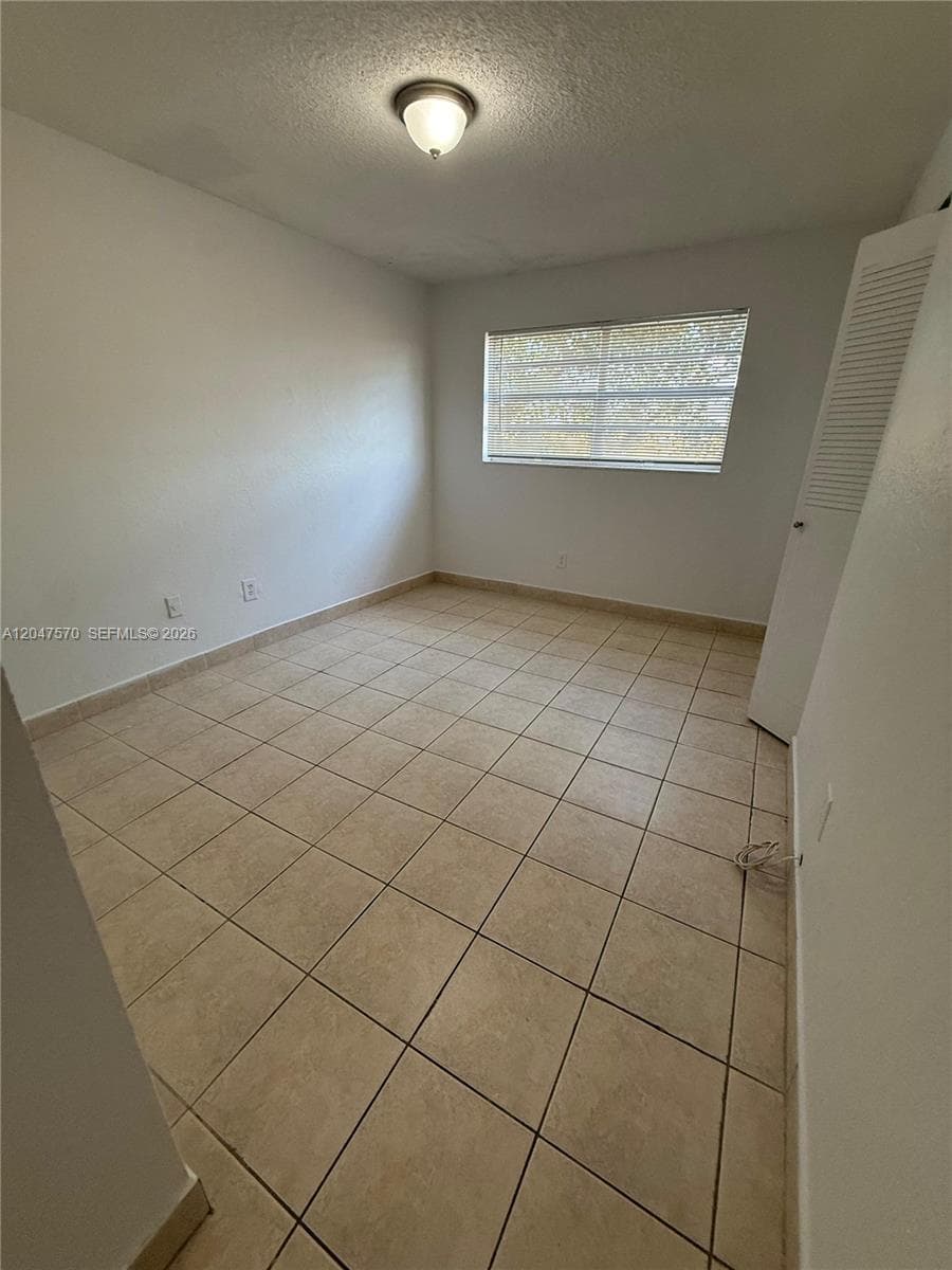 Villa Catalina Condo · #406 in Hialeah - Photo 23