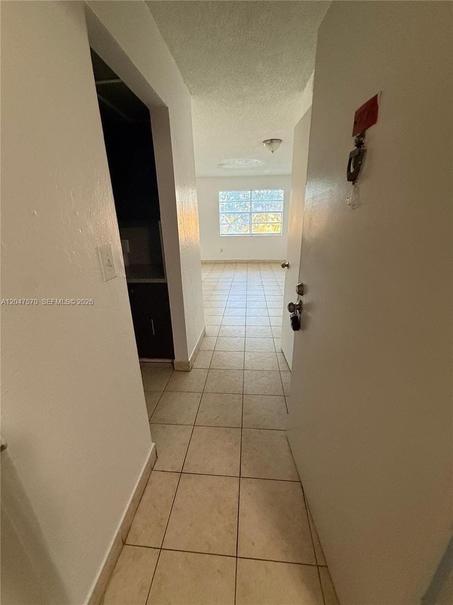 Villa Catalina Condo · #406 in Hialeah - Photo 1