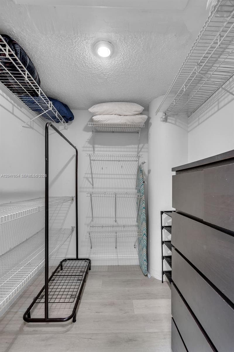 SEA AIR TOWERS CONDO · #PH03 in Hollywood - Photo 21