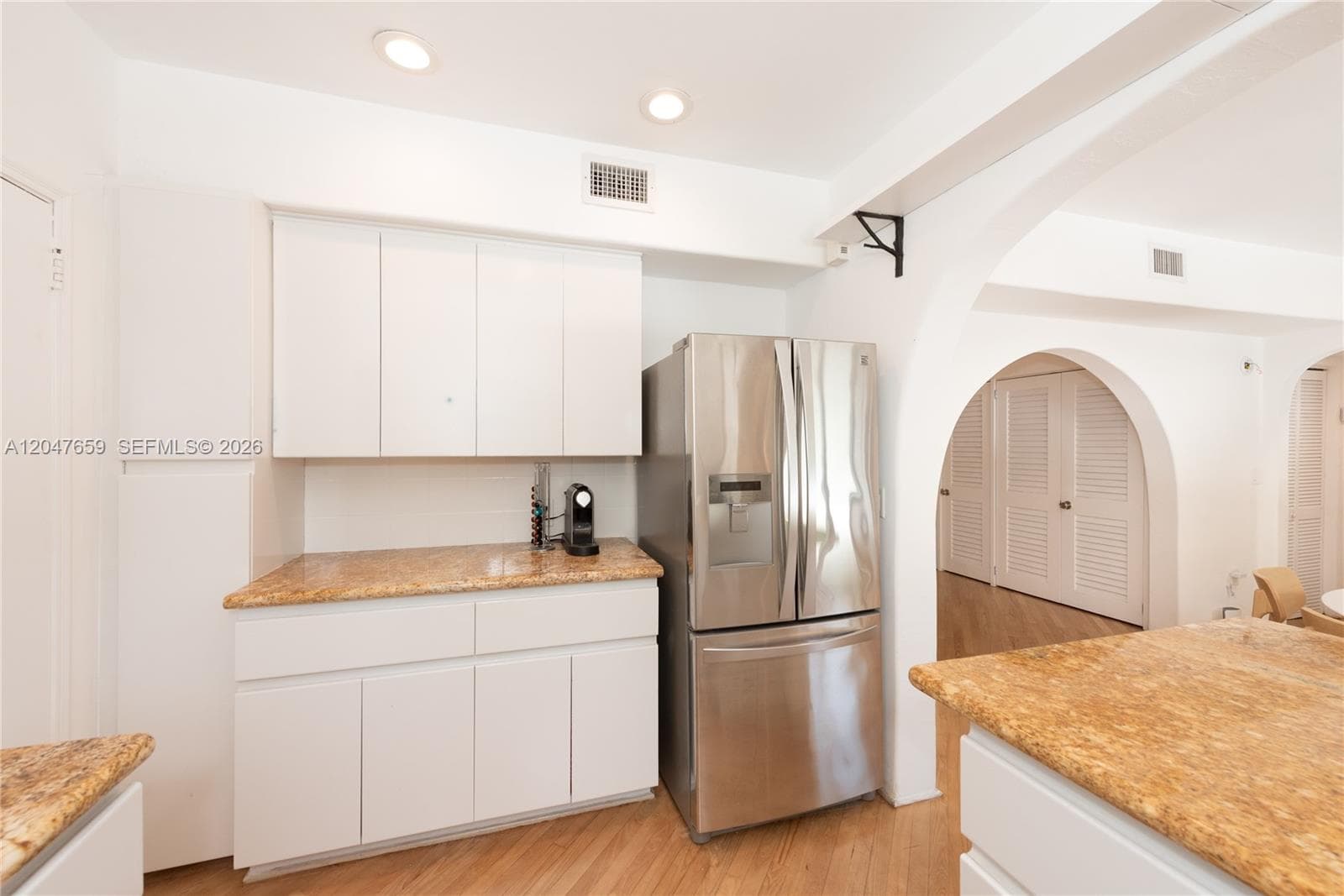 BEACH CLUB APTS CONDO · #10 in Bal Harbour - Photo 12
