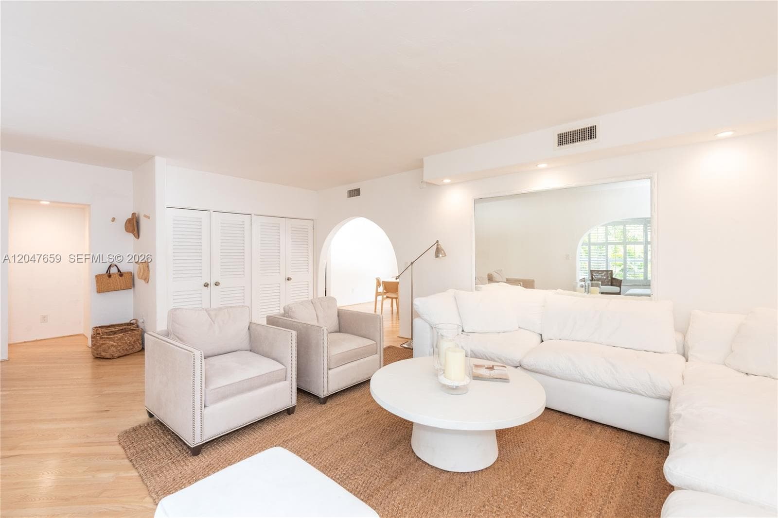 BEACH CLUB APTS CONDO · #10 in Bal Harbour - Photo 8