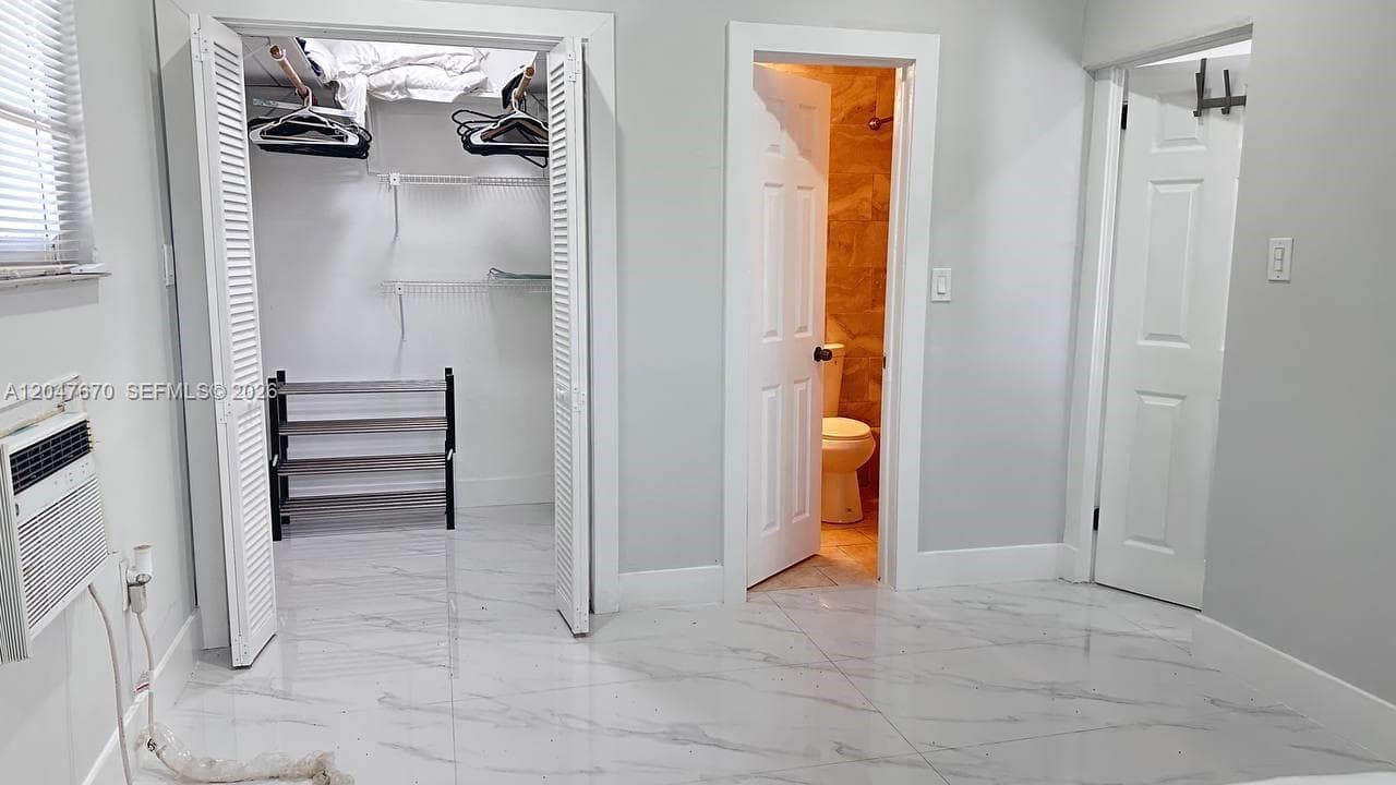 BRICKELL ESTATES · #Cottage in Miami - Photo 18