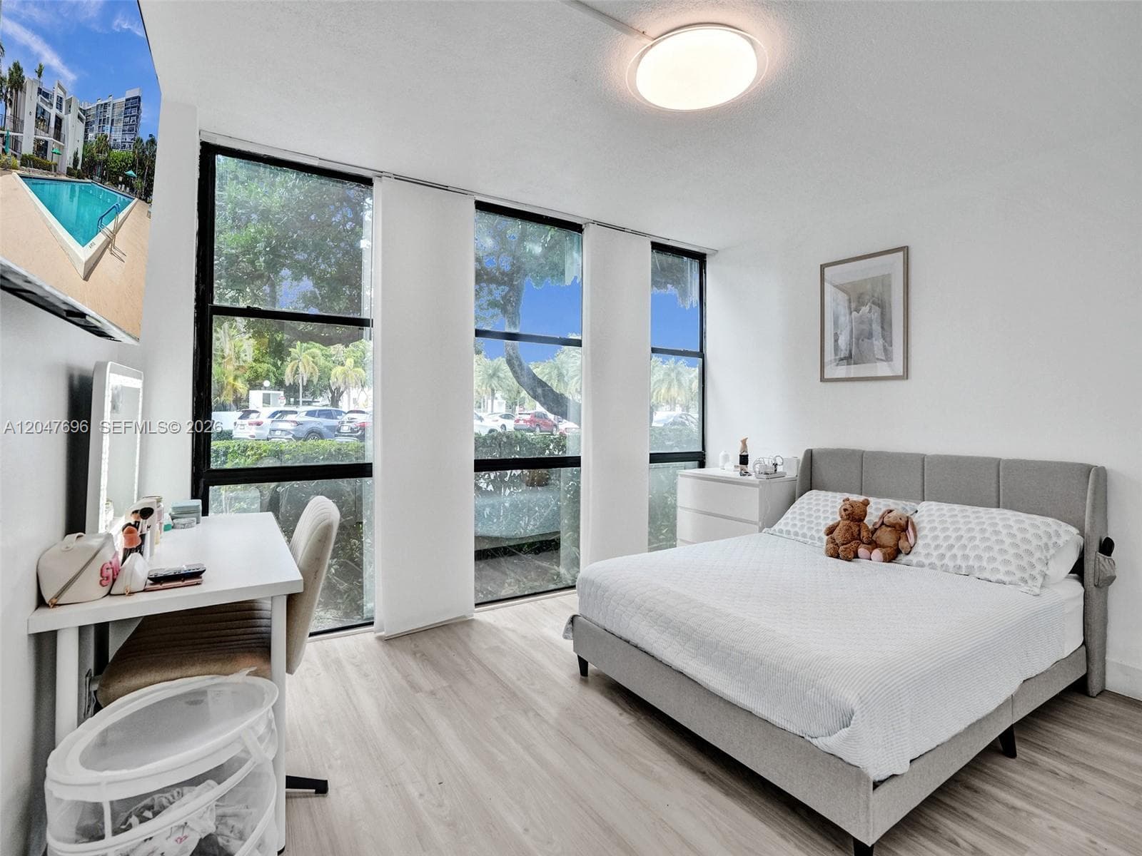 OCEANVIEW PARK CONDO · #131 in Hallandale Beach - Photo 13
