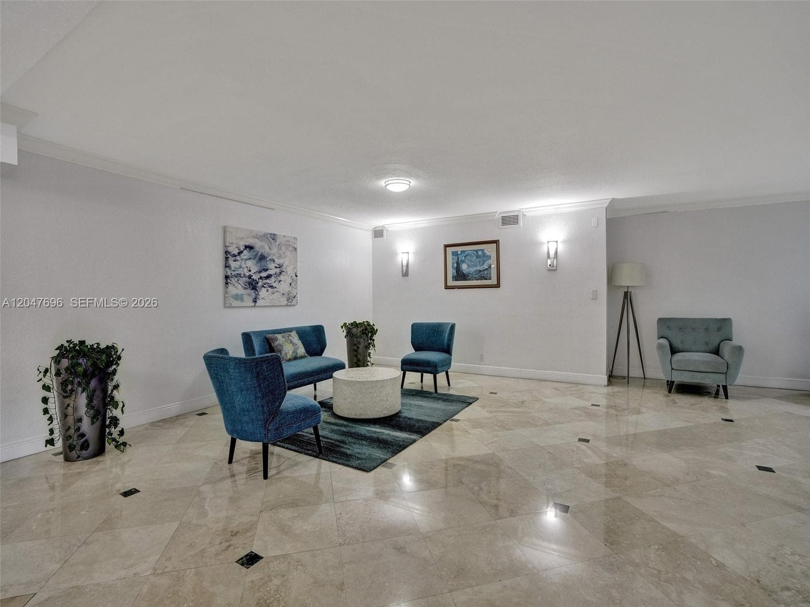 OCEANVIEW PARK CONDO · #131 in Hallandale Beach - Photo 4