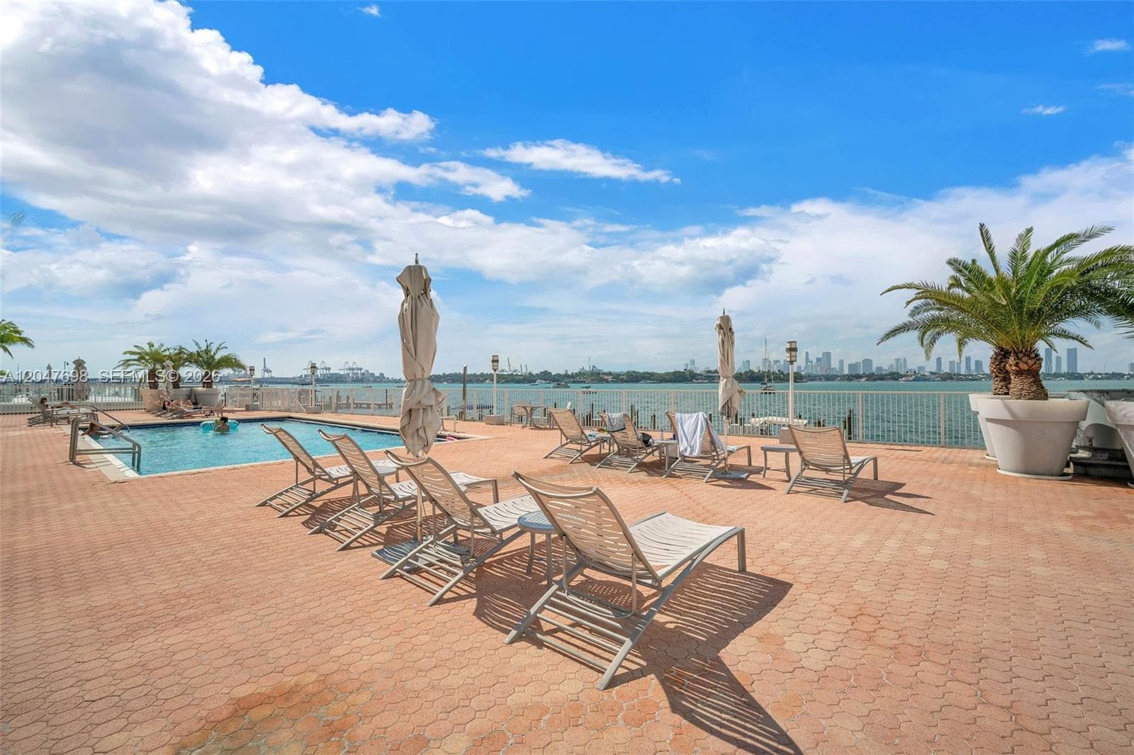 BAYVIEW TERR CONDO · #1213 in Miami Beach - Photo 20