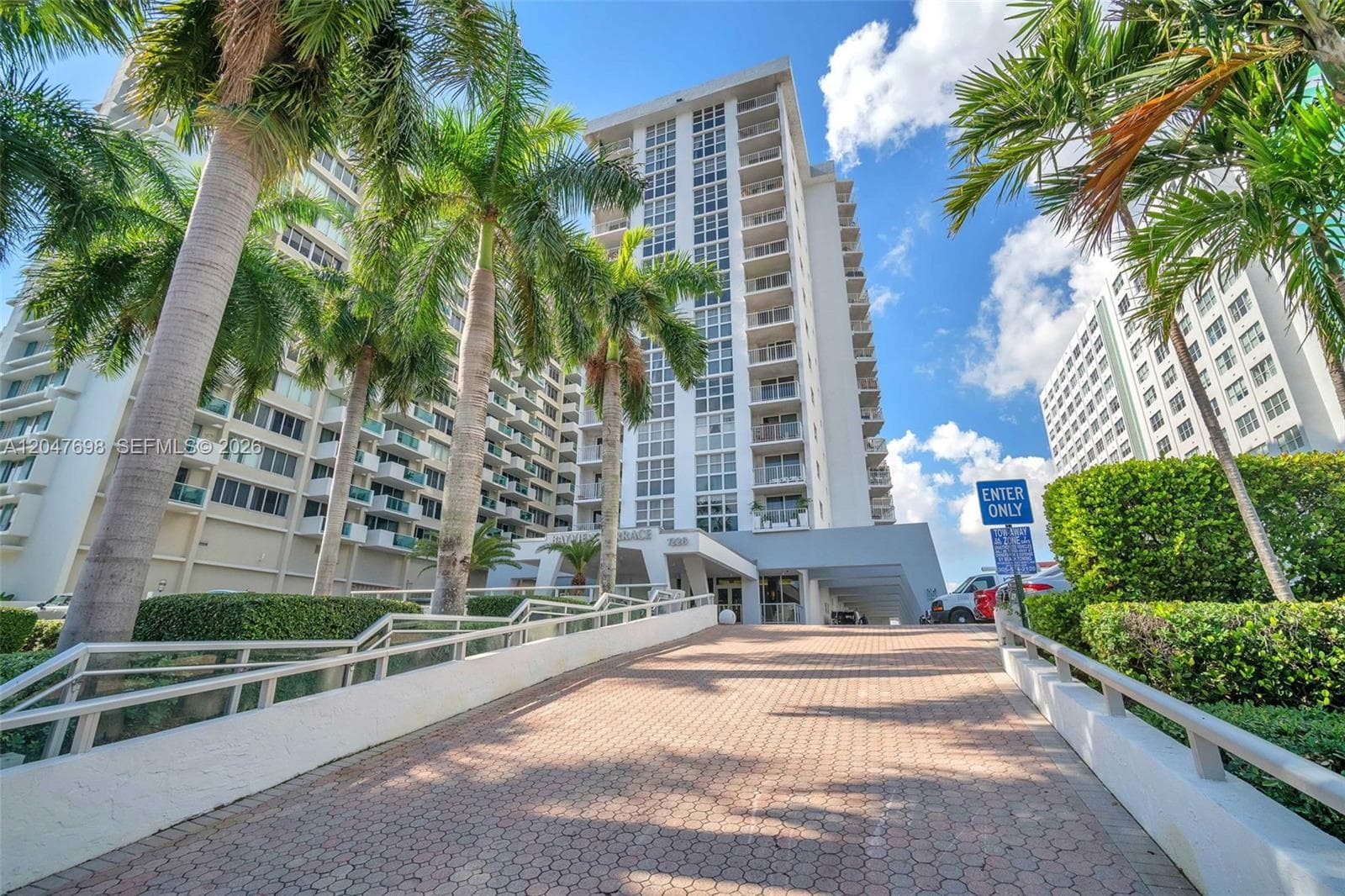 BAYVIEW TERR CONDO · #1213 in Miami Beach - Photo 18