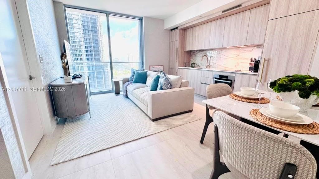 Viceroy Brickell Residences · #1715 in Miami - Photo 2
