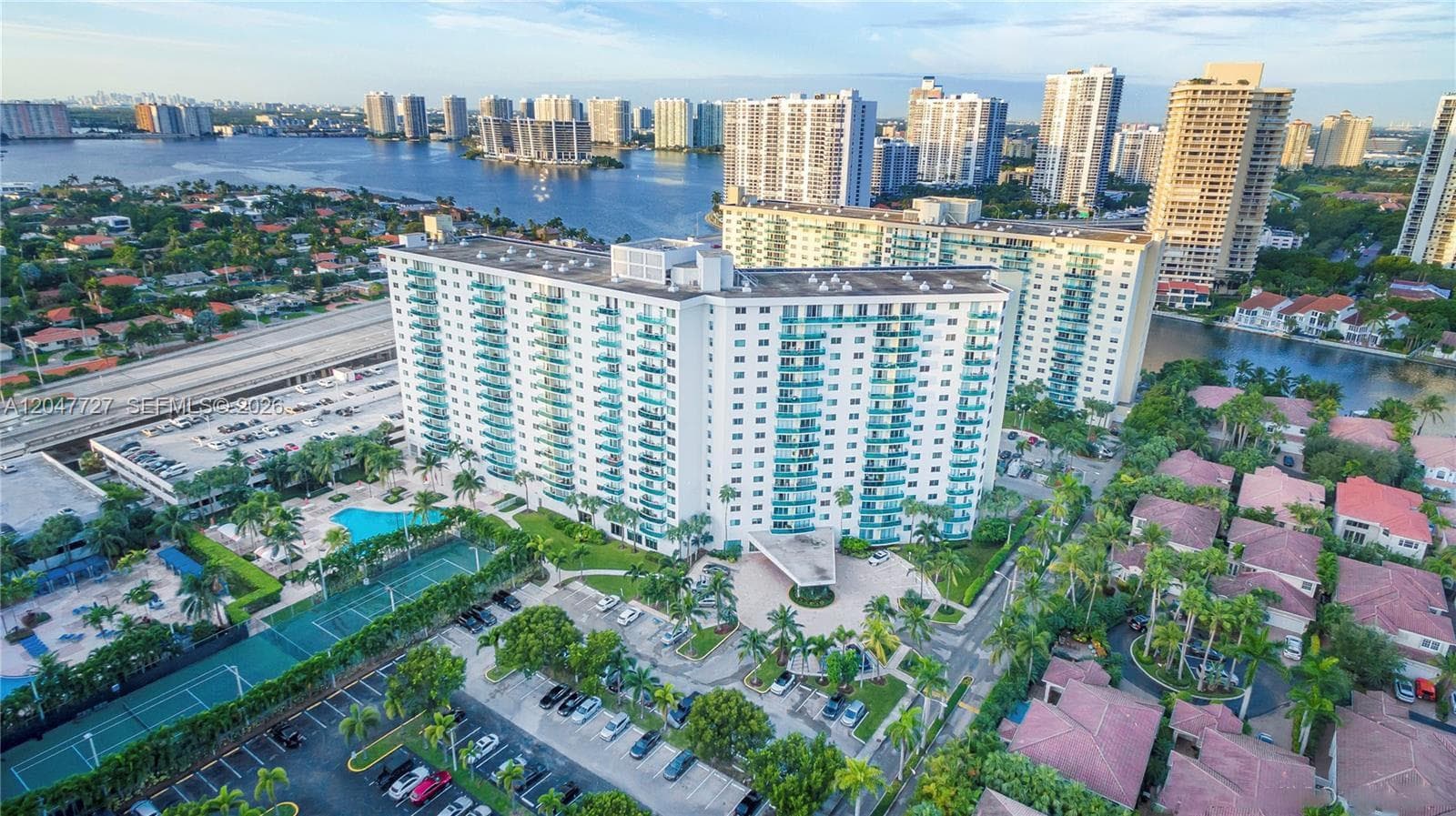 OCEANVIEW · #1001 in Sunny Isles Beach - Photo 28