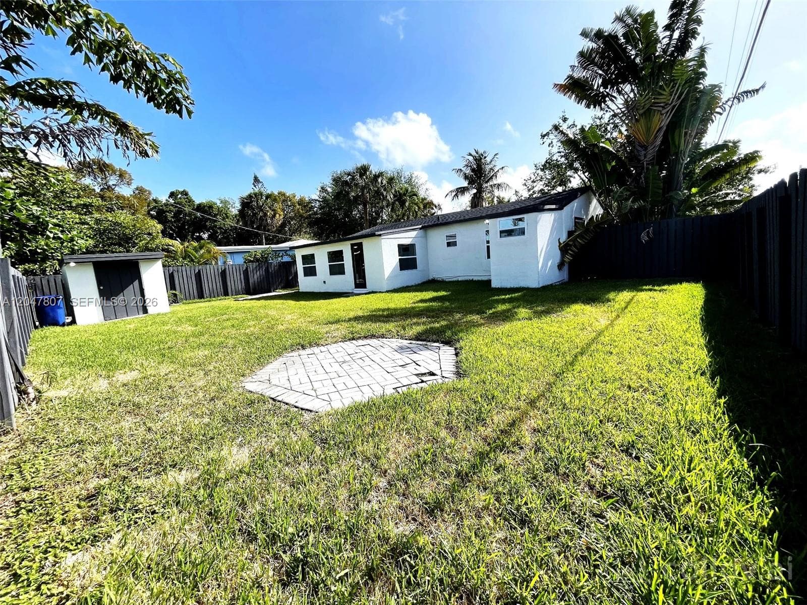 1141 SW 8th Ter photo 20
