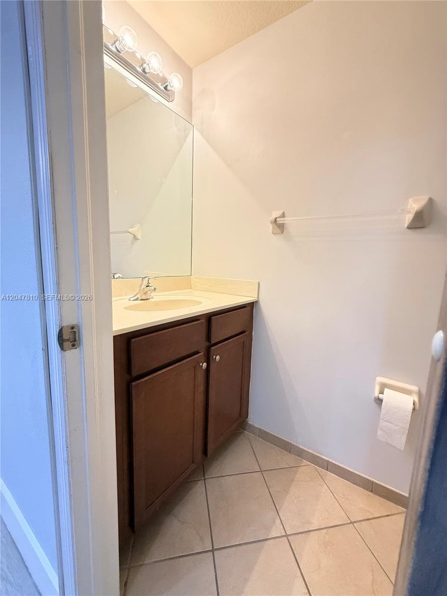 3208 SE 7th St #0 photo 15