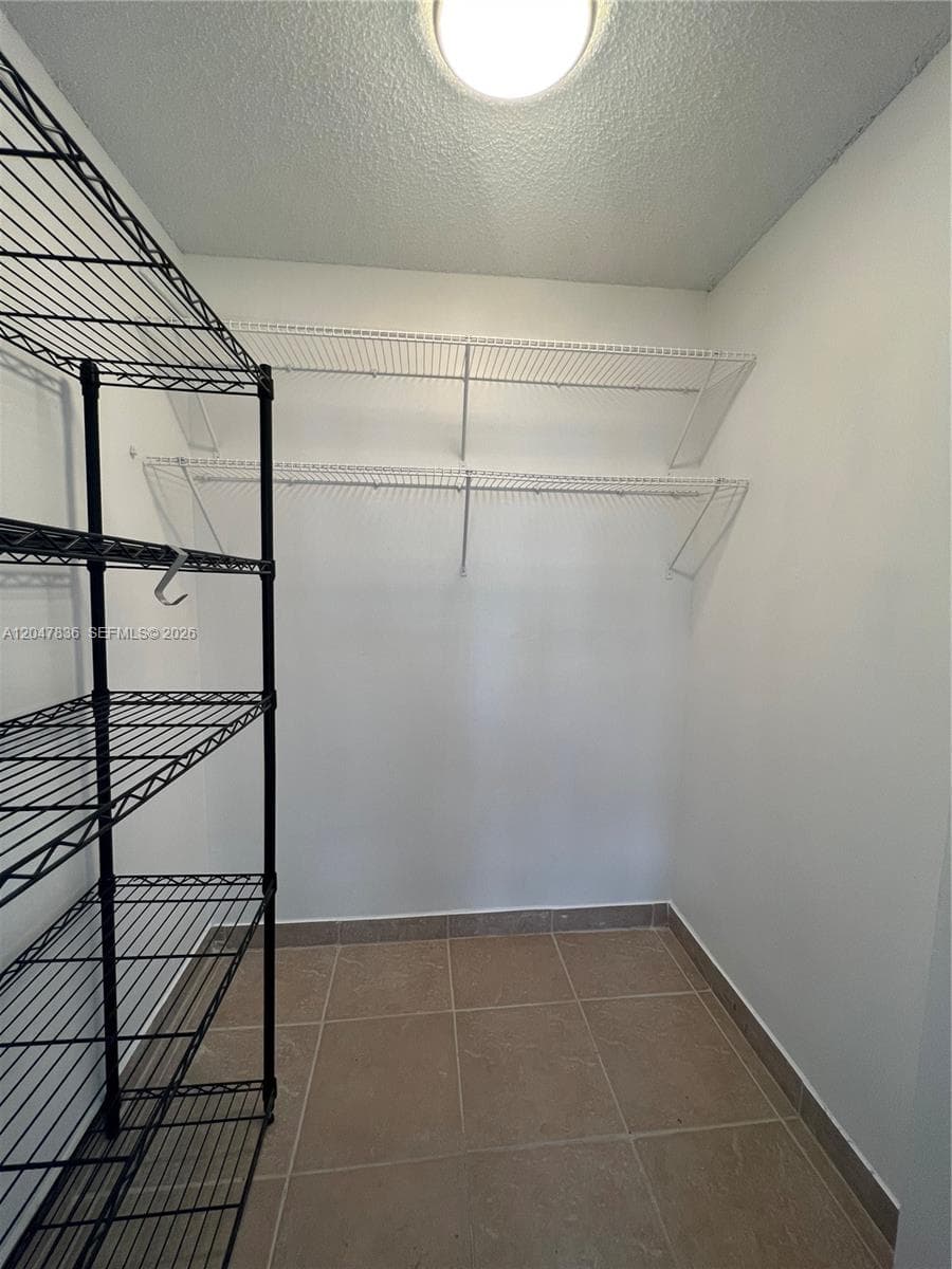 PLAZA OF AMERICAS CONDO · #816 in Sunny Isles Beach - Photo 11