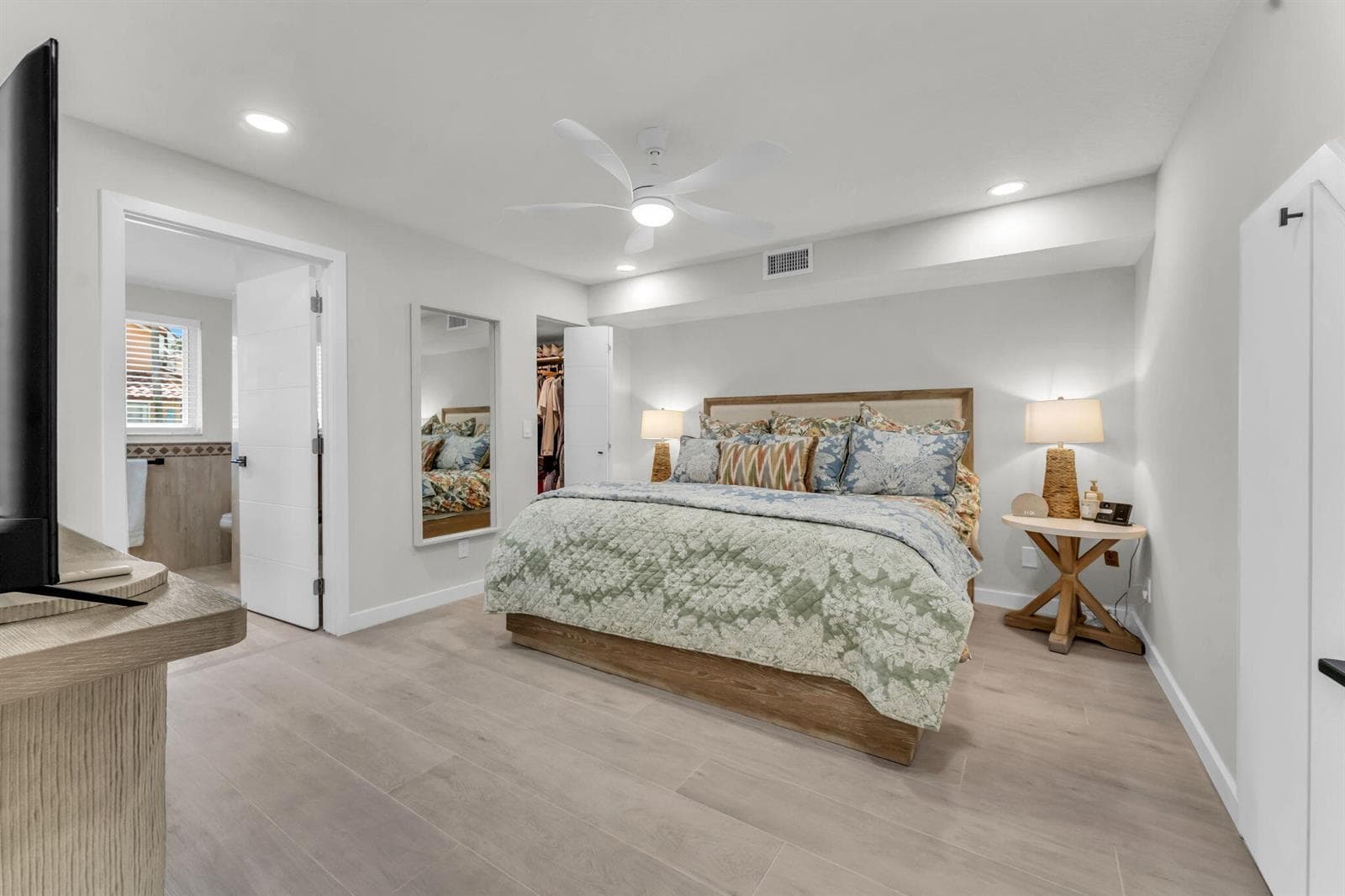 26-web-or-mls-DON08080