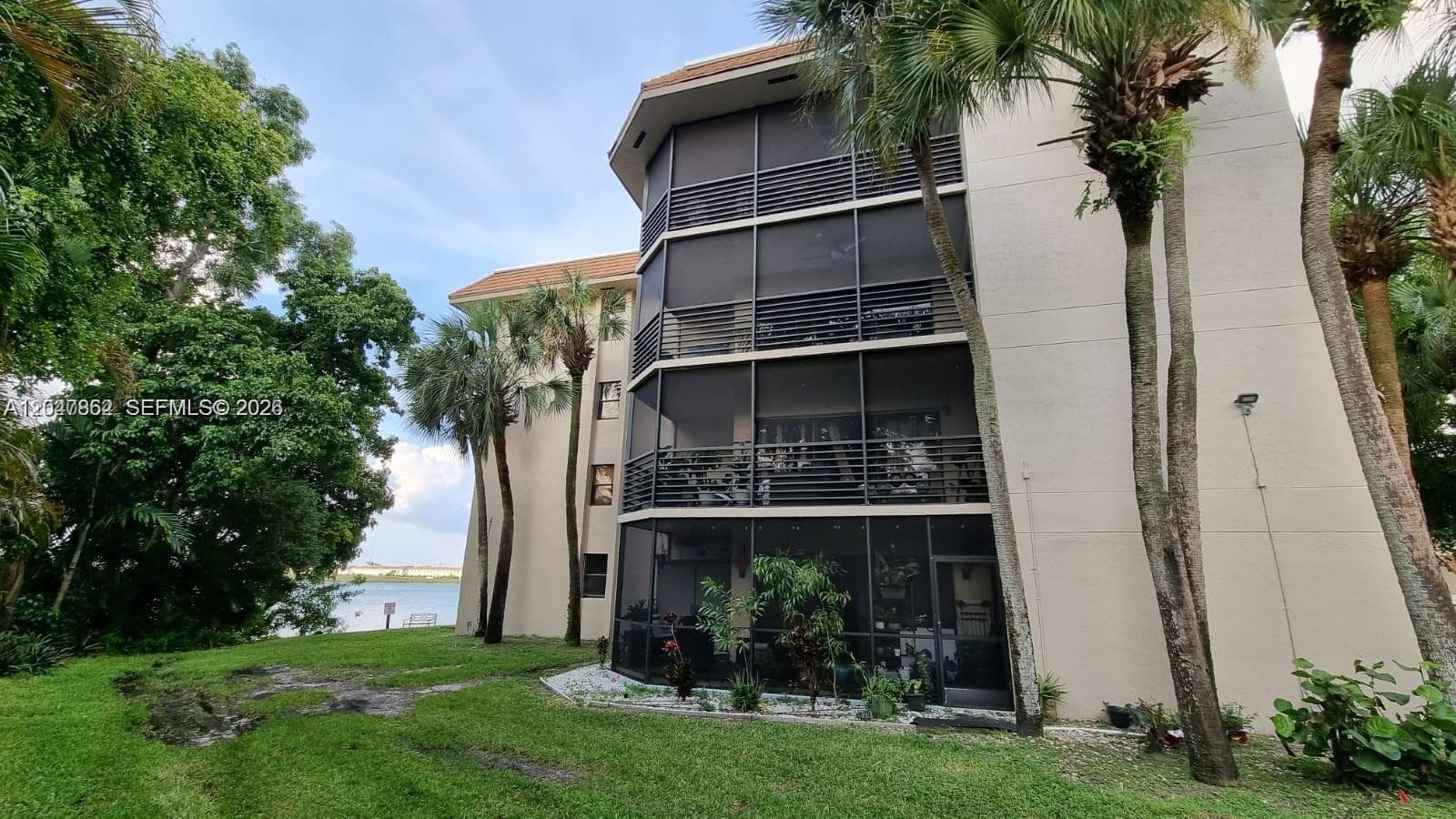 SUMMERTREE VILG CALIF CL · #406-2 in Miami - Photo 2
