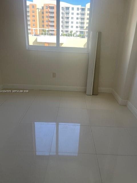 VENTURE WEST · #524 in Aventura - Photo 7