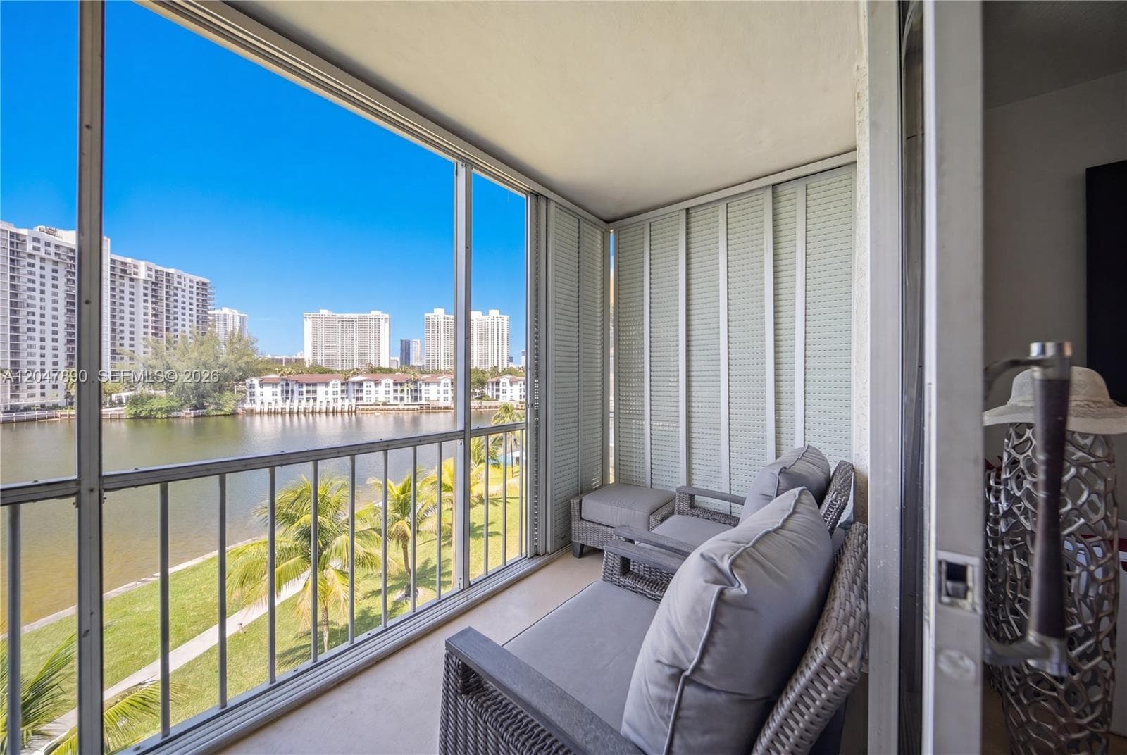 POINT EAST ONE CONDO · #C507 in Aventura - Photo 13