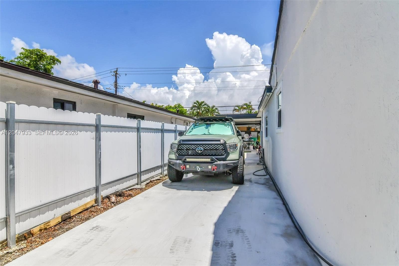 6575 SW 39th Ter photo 13