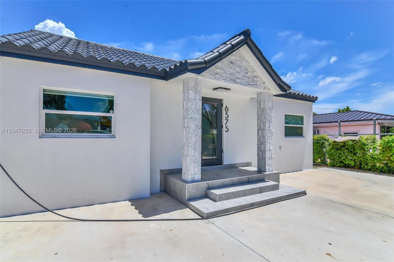 6575 SW 39th Ter photo 5